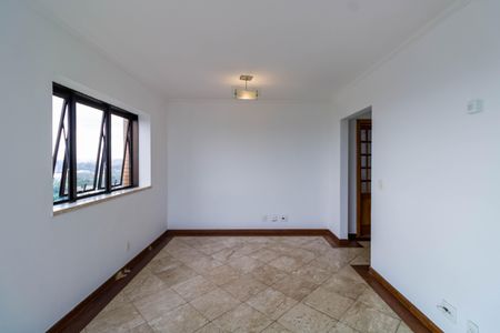 Apartamento para alugar com 196m², 4 quartos e 4 vagasSala