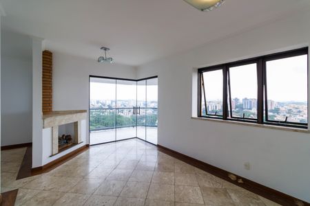 Apartamento para alugar com 196m², 4 quartos e 4 vagasSala