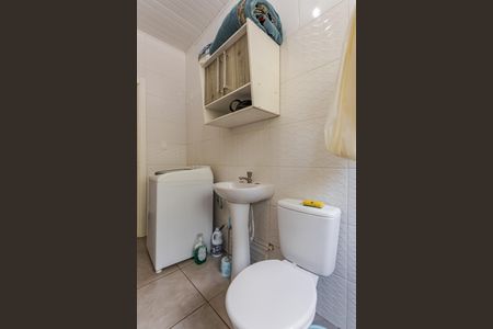 Casa à venda com 95m², 2 quartos e 1 vaga Casa à venda com 95m², 2 quartos e 1 vagaBanheiro