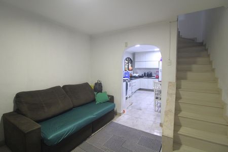 Casa à venda com 190m², 3 quartos e 2 vagasSala