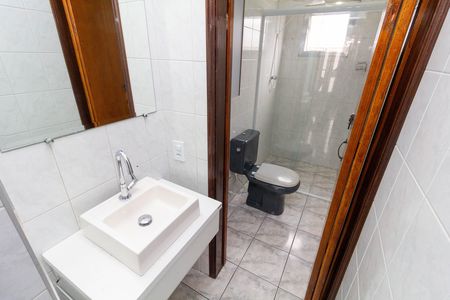 Apartamento para alugar com 49m², 2 quartos e 1 vaga Apartamento para alugar com 49m², 2 quartos e 1 vagaBanheiro