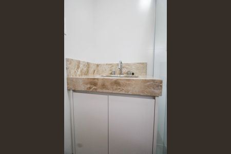 Casa à venda com 650m², 4 quartos e 4 vagasBanheiro do Quarto 2