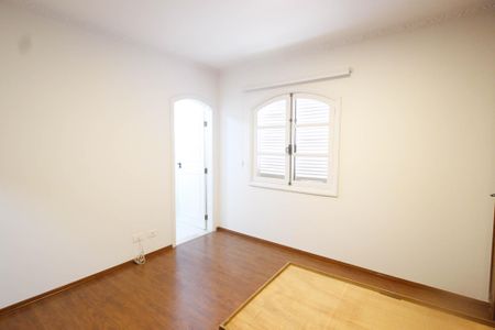 Casa à venda com 650m², 4 quartos e 4 vagasQuarto 2