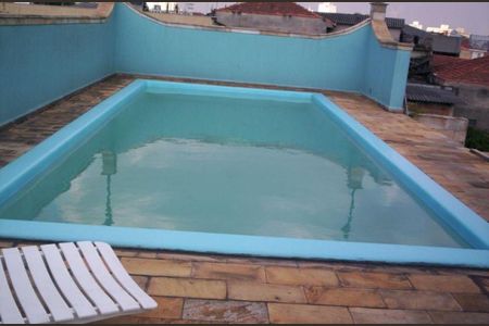 Casa à venda com 240m², 3 quartos e 3 vagas