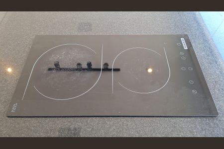 Apartamento para alugar com 120m², 3 quartos e 4 vagas Apartamento para alugar com 120m², 3 quartos e 4 vagasDetalhe