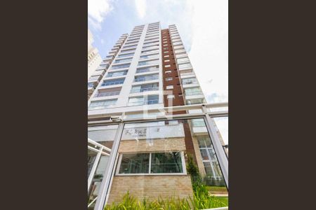 Apartamento para alugar com 120m², 3 quartos e 4 vagas Apartamento para alugar com 120m², 3 quartos e 4 vagasFachada