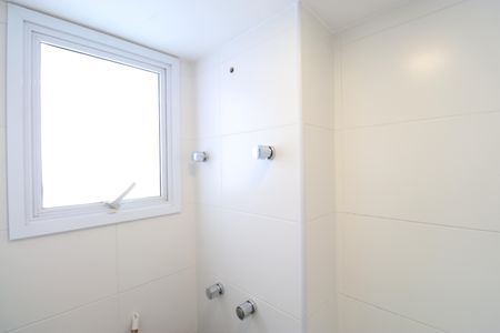 Apartamento para alugar com 120m², 3 quartos e 4 vagasBanheiro de serviço