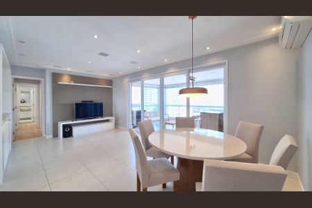 Apartamento para alugar com 120m², 3 quartos e 4 vagas Apartamento para alugar com 120m², 3 quartos e 4 vagasSala