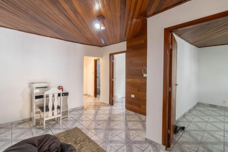 Casa à venda com 272m², 3 quartos e 2 vagasSala
