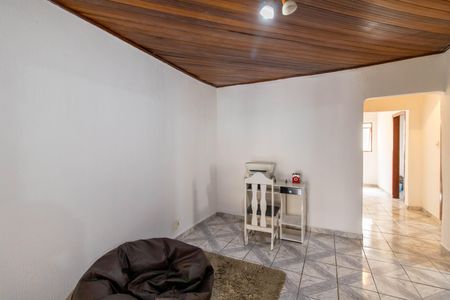 Casa à venda com 272m², 3 quartos e 2 vagasSala