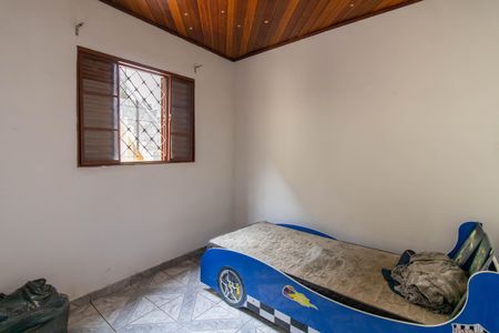 Casa à venda com 272m², 3 quartos e 2 vagasQuarto 2