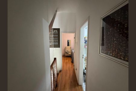 Apartamento à venda com 96m², 2 quartos e sem vagaCorredor