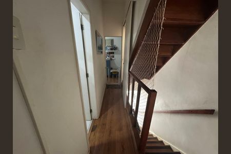 Apartamento à venda com 96m², 2 quartos e sem vagaCorredor