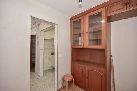 Apartamento à venda com 64m², 3 quartos e 2 vagasQuarto de Serviço
