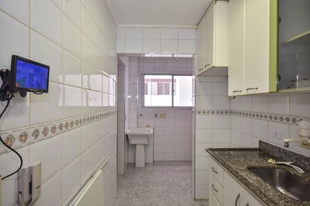 Apartamento à venda com 64m², 3 quartos e 2 vagasCozinha