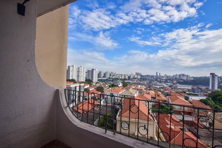 Apartamento à venda com 64m², 3 quartos e 2 vagasVaranda
