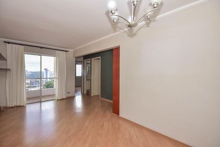 Apartamento à venda com 64m², 3 quartos e 2 vagasSala