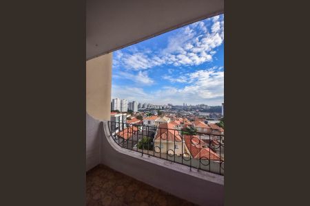 Apartamento à venda com 64m², 3 quartos e 2 vagasVaranda