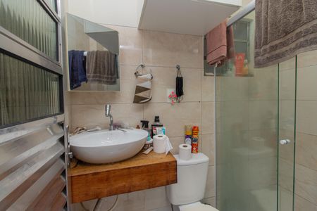 Casa à venda com 208m², 3 quartos e sem vagaBanheiro da Suíte 1