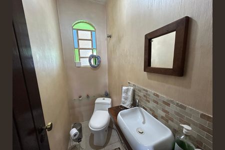 Casa para alugar com 400m², 4 quartos e 2 vagasBanheiro 3