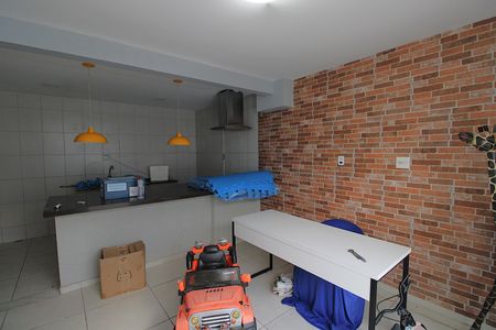 Casa para alugar com 400m², 4 quartos e 2 vagasEdícula 