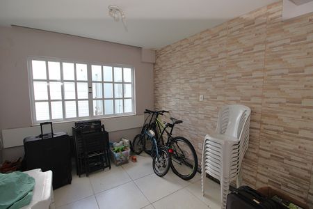 Casa para alugar com 400m², 4 quartos e 2 vagasEdícula  - Quarto