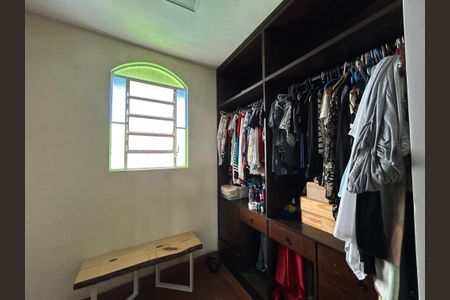 Casa para alugar com 400m², 4 quartos e 2 vagasCloset - Quarto 1