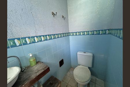 Casa para alugar com 400m², 4 quartos e 2 vagasBanheiro 2