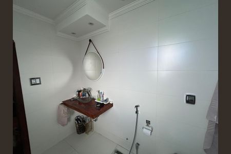 Casa para alugar com 400m², 4 quartos e 2 vagasBanheiro - Quarto 1