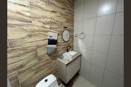 Casa para alugar com 400m², 4 quartos e 2 vagasEdícula  - Banheiro