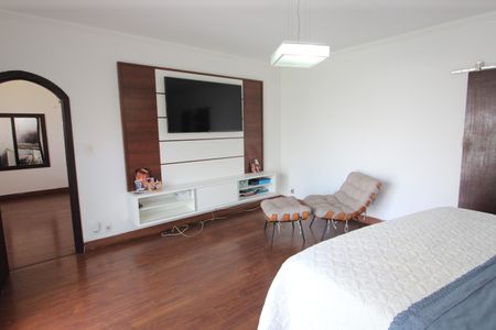 Casa para alugar com 400m², 4 quartos e 2 vagasQuarto 1