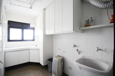 Apartamento para alugar com 150m², 3 quartos e 2 vagasÁrea de Serviço