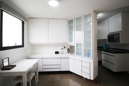 Apartamento para alugar com 150m², 3 quartos e 2 vagasCopa