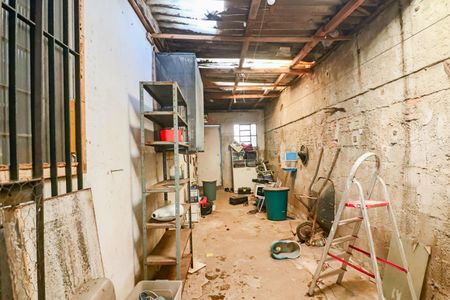 Casa à venda com 100m², 4 quartos e 2 vagasQuintal