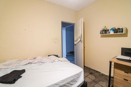 Casa à venda com 100m², 4 quartos e 2 vagasQuarto 1