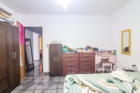 Casa à venda com 100m², 4 quartos e 2 vagasQuarto 3