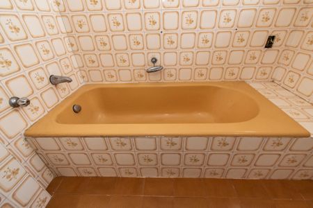 Casa à venda com 480m², 5 quartos e 2 vagasBanheiro da suíte