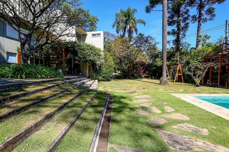 Casa à venda com 878m², 4 quartos e 8 vagasFoto 30