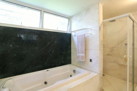 Casa à venda com 878m², 4 quartos e 8 vagasFoto 55