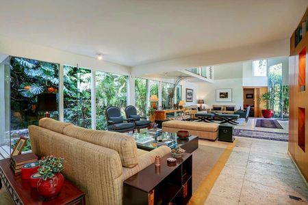 Casa à venda com 878m², 4 quartos e 8 vagasFoto 11