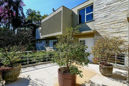 Casa à venda com 878m², 4 quartos e 8 vagasFoto 47