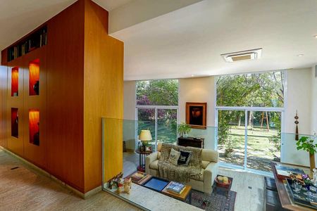 Casa à venda com 878m², 4 quartos e 8 vagasFoto 10