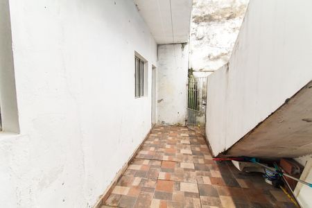 Casa de condomínio para alugar com 52m², 1 quarto e sem vaga Casa de condomínio para alugar com 52m², 1 quarto e sem vagaÁrea de Serviço e quintal