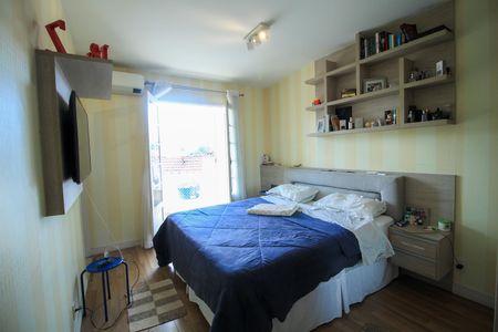 Casa à venda com 120m², 3 quartos e 1 vagaSuíte