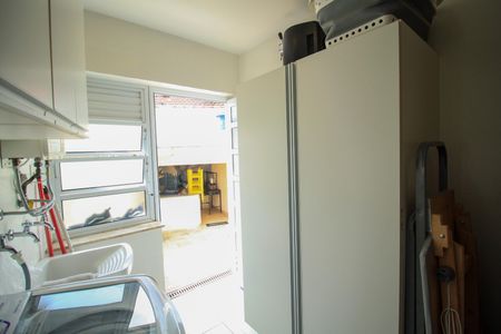 Casa à venda com 120m², 3 quartos e 1 vagaÁrea de Serviço