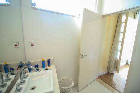 Casa à venda com 120m², 3 quartos e 1 vagaBanheiro da Suíte