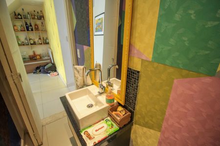 Casa à venda com 120m², 3 quartos e 1 vagaLavabo