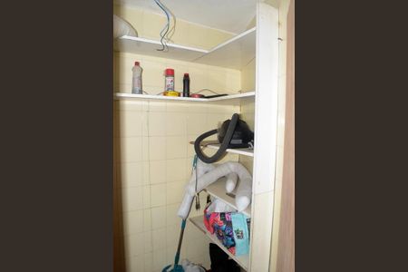 Casa de condomínio para alugar com 540m², 4 quartos e 4 vagas Casa de condomínio para alugar com 540m², 4 quartos e 4 vagasDepósito