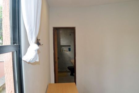 Casa de condomínio para alugar com 540m², 4 quartos e 4 vagas Casa de condomínio para alugar com 540m², 4 quartos e 4 vagasQuarto