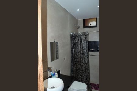 Casa de condomínio para alugar com 540m², 4 quartos e 4 vagas